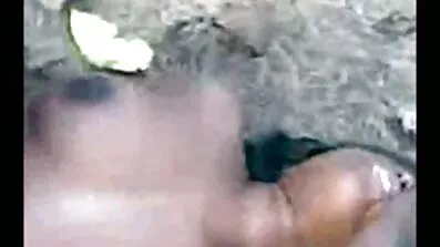 স্নান মধ্যে আমার সৎ বোন দেখছেন, বাঙালি চুদাচুদি ভিডিও লুকানো ক্যাম squirting
