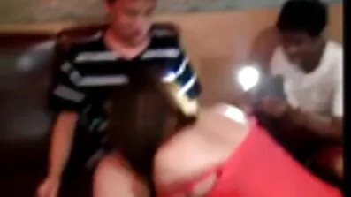দেশে পূর্বপুরুষ, আপনি আপনার প্রেমিক একটি blowjob বাংলা ভিডিও চুদাচুদি সঙ্গে আচরণ করতে পারেন