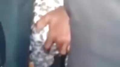 ফিট মা চুদাচুদি ভিডিও ঝরনা তার মুখ এবং মোরগ চড়ে