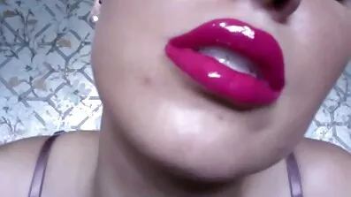 উপপত্নী পরিপক্ক চুদাচুদি সেক্সি milf fucks এবং জমা দিয়ে তার ক্রীতদাস উপর আধিপত্য