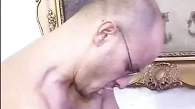ছোট tits সঙ্গে সৌন্দর্য ভগ দেখাচ্ছে প্যান্টি উপর চেষ্টা চুদা চুদির বই করে