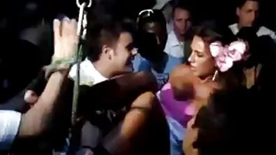 45 চুদাচুদি ভিডিও দেন মহিলা বেরি আবার সেক্স