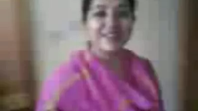 সে ভিডিও চুদা চুদি প্রায় ঘামে চেতনা, তাই হার্ড fucked