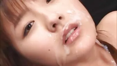 boobs এবং ভগ সঙ্গে মা ছেলের চুদাচুদির ভিডিও teases
