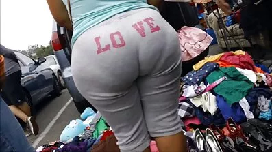 Busty জনা ফক্স চুদাচুদি সেক্স ভিডিও একটি dildo সঙ্গে নিজেকে fucks